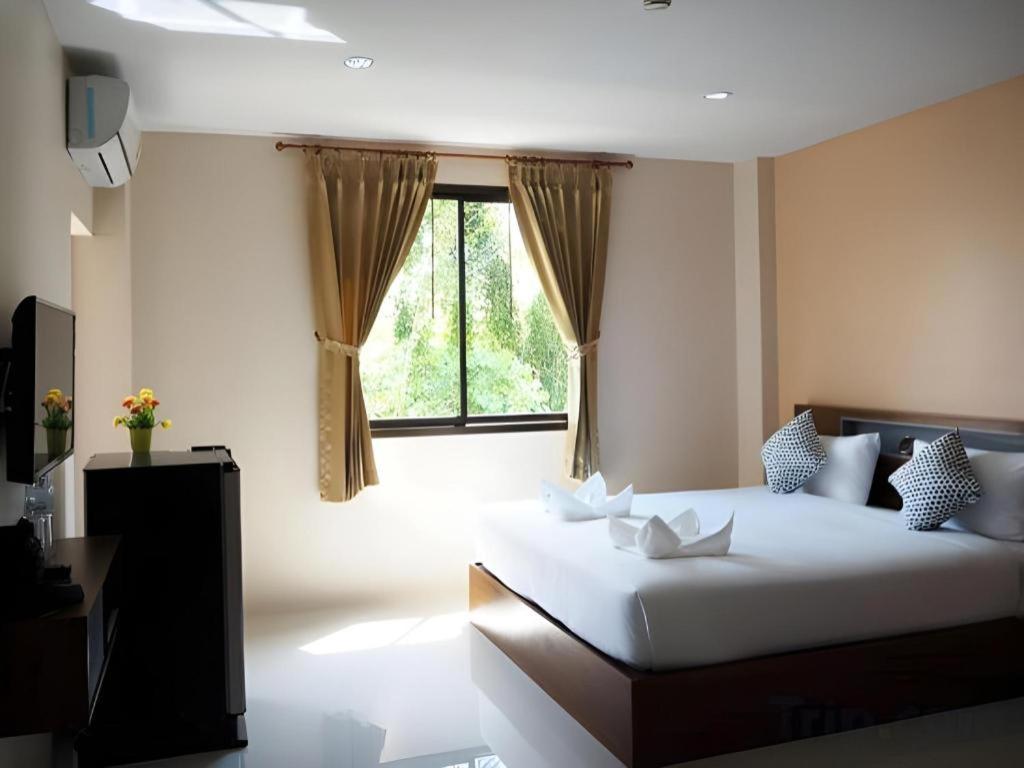 Regent Room Hotel Surat Thani Exterior photo