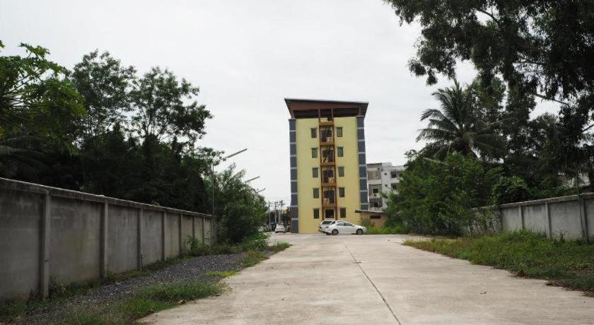 Regent Room Hotel Surat Thani Exterior photo