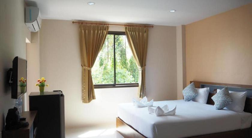 Regent Room Hotel Surat Thani Exterior photo